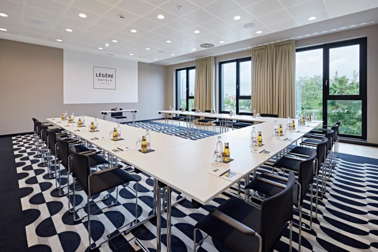 Legere Hotel Erfurt Bagian luar foto