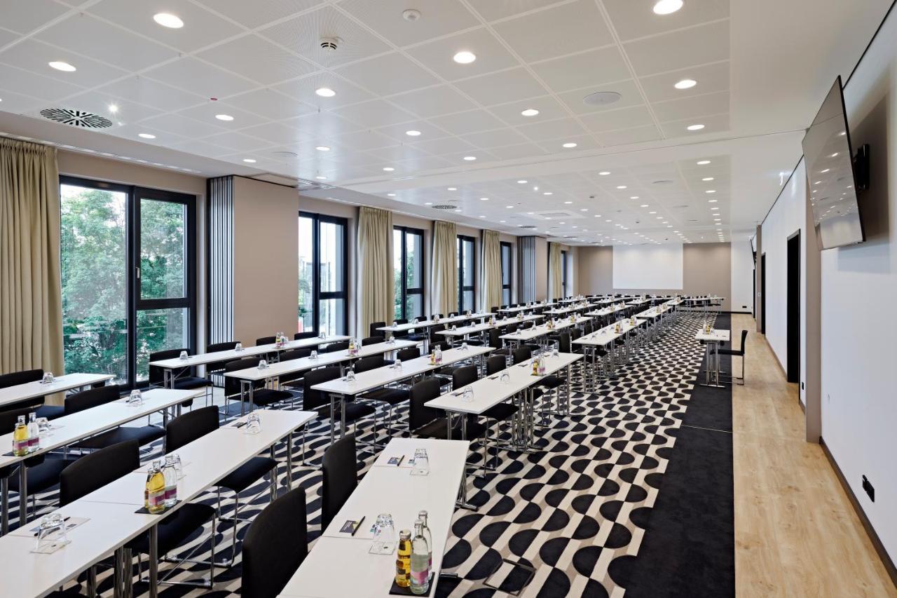 Legere Hotel Erfurt Bagian luar foto